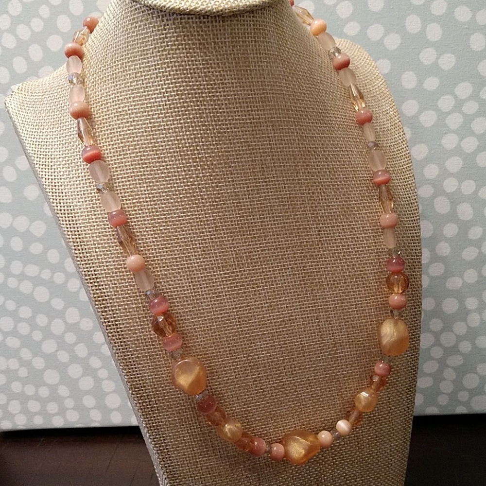 ♦️4 for $20♦️ Handmade Beaded Necklace